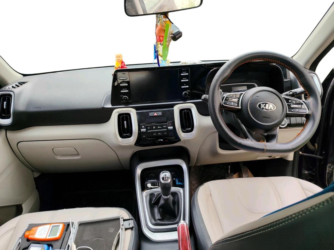 2020 KIA SONET HTX 1.0 IMT, Petrol, Manual, 87,252 km, interior