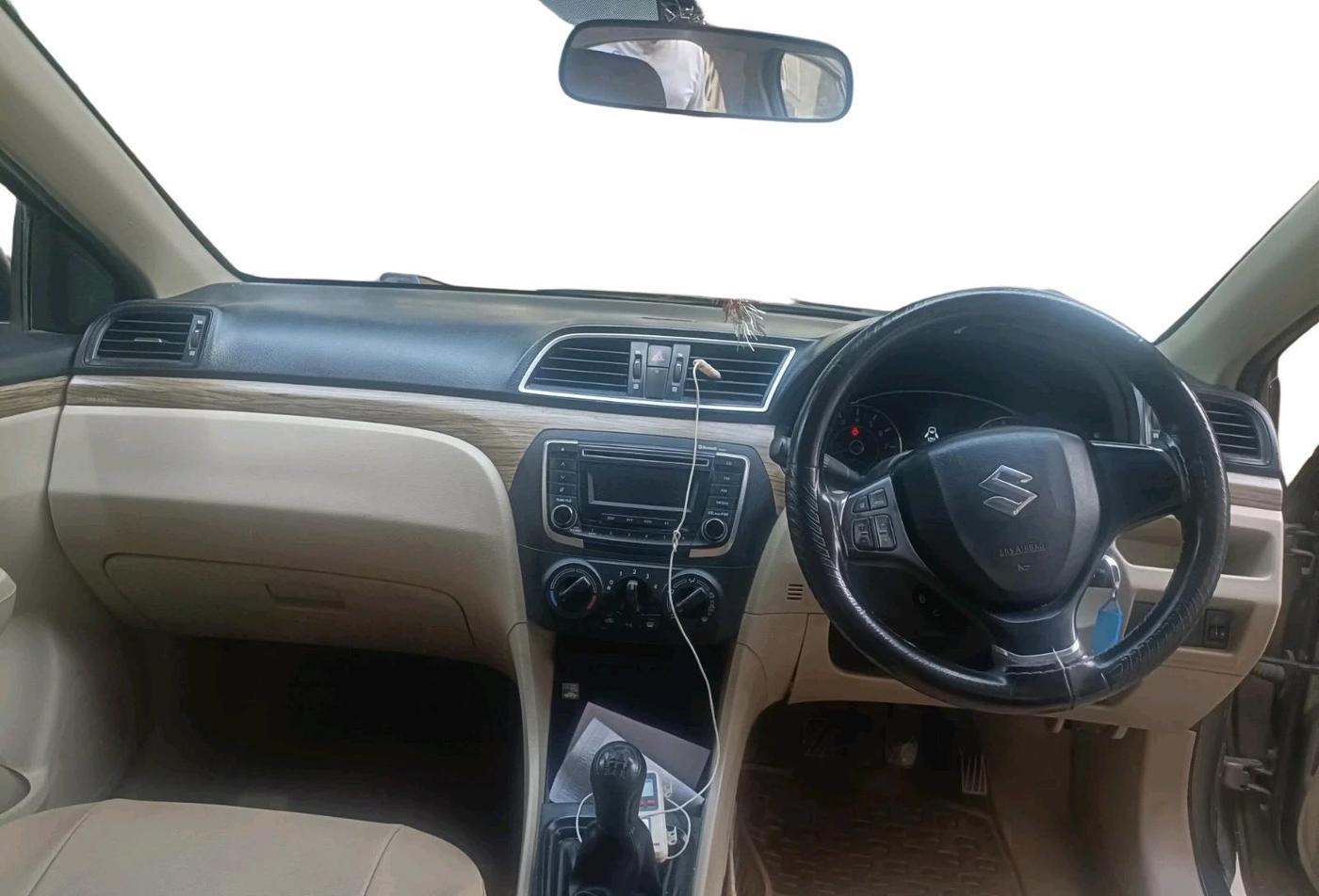 2019 Maruti Ciaz SIGMA 1.5 SHVS MT  PETROL, Petrol, Manual, 1,00,769 km, interior