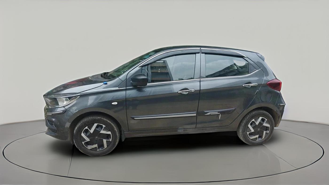2025 Tata Tiago XM CNG, CNG, Manual, 25,072 km, exterior