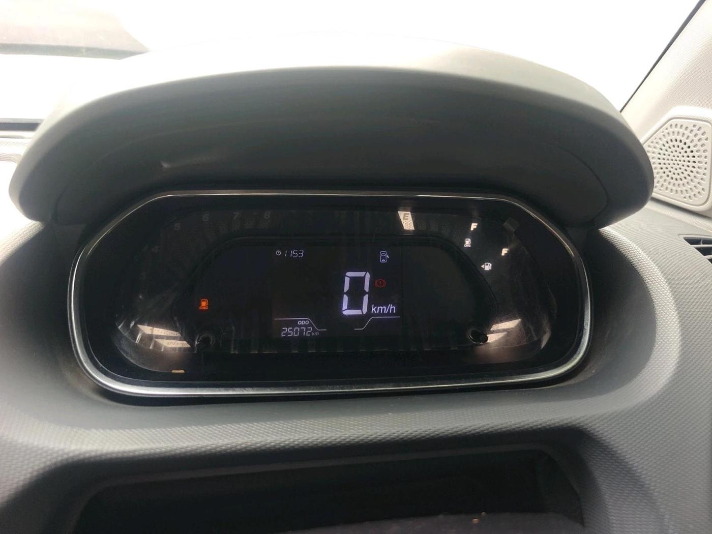 2025 Tata Tiago XM CNG, CNG, Manual, 25,072 km, interior