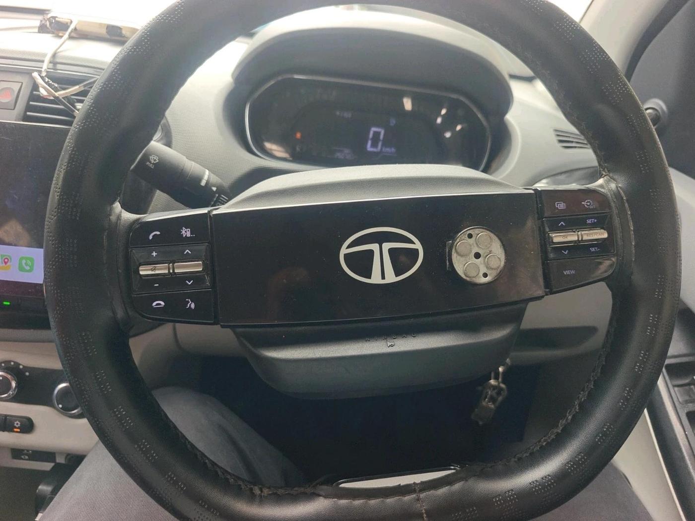 2025 Tata Tiago XM CNG, CNG, Manual, 25,072 km, interior