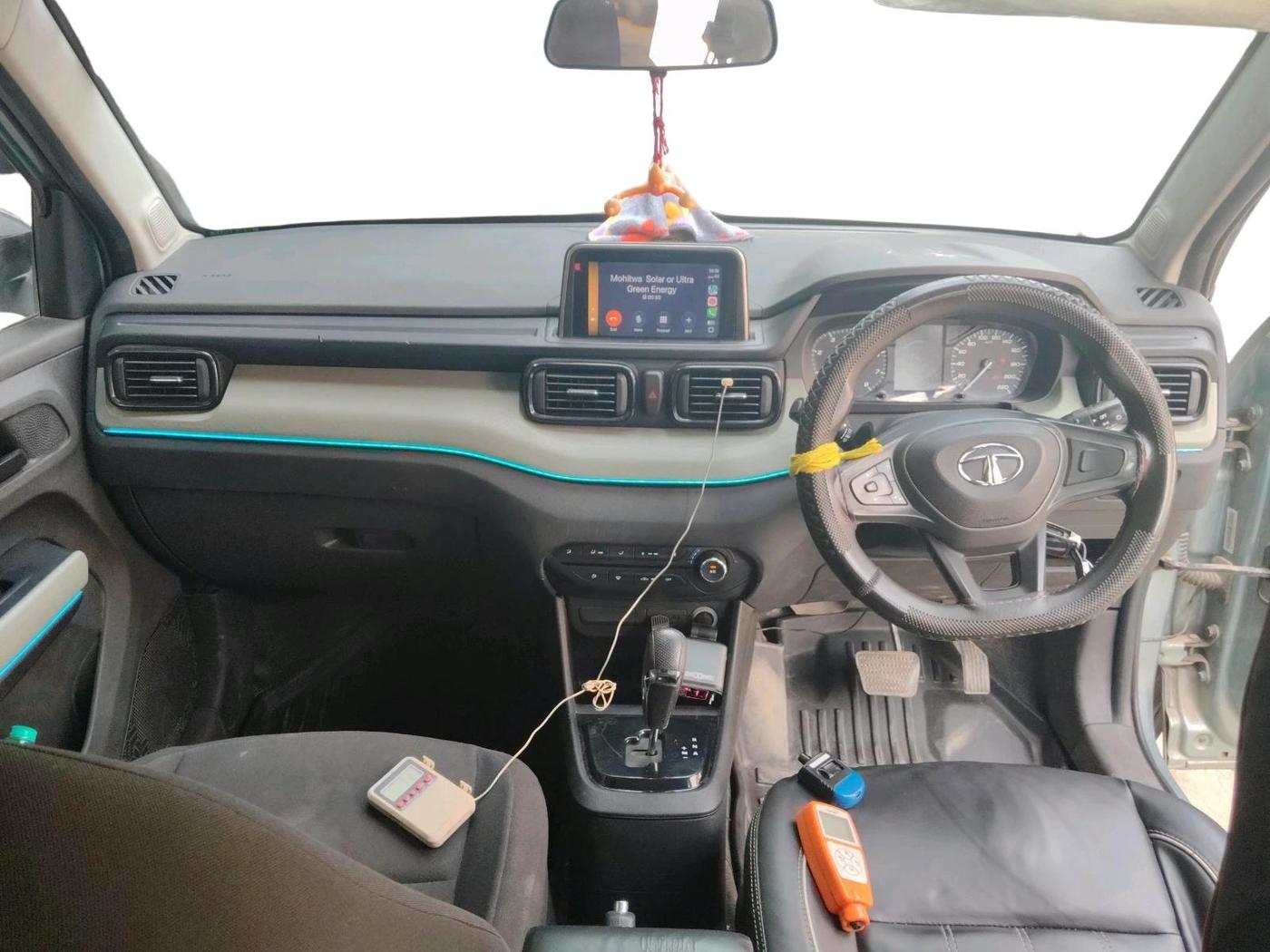 2022 Tata PUNCH ADVENTURE AMT, Petrol, Automatic, 65,622 km, interior