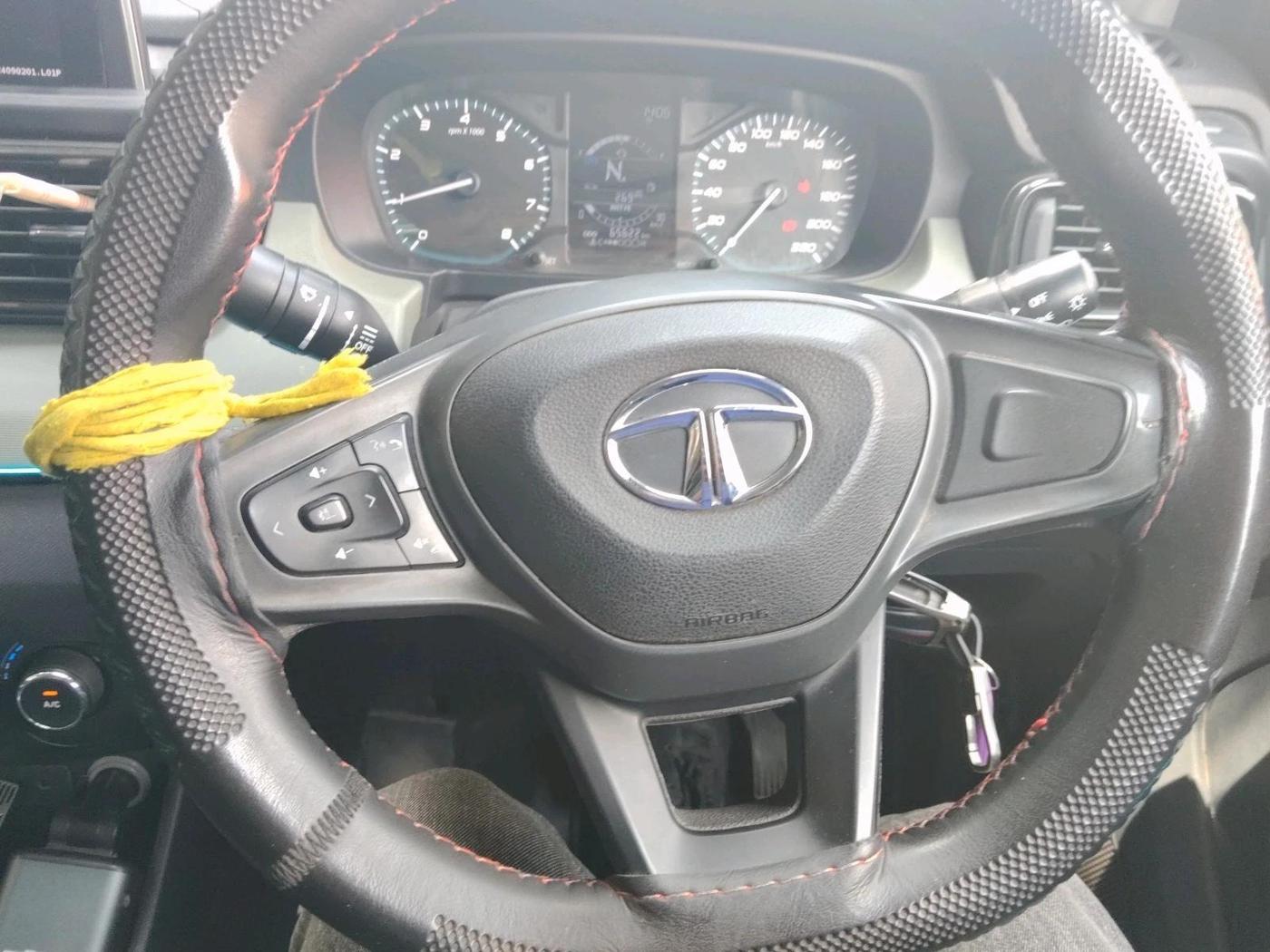 2022 Tata PUNCH ADVENTURE AMT, Petrol, Automatic, 65,622 km, interior