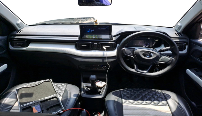2025 Tata PUNCH PURE MT, Petrol, Manual, 18,794 km, interior