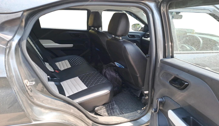 2025 Tata PUNCH PURE MT, Petrol, Manual, 18,794 km, interior