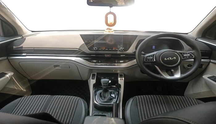 2022 KIA CARENS PRESTIGE PLUS 1.4 PETROL DCT 7 STR, Petrol, Automatic, 46,180 km, interior