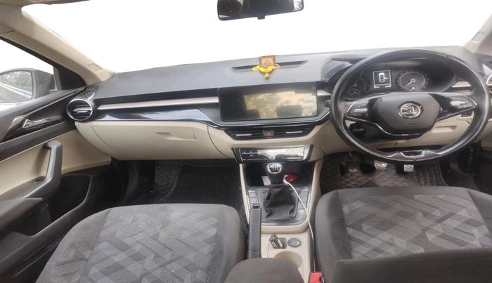 2022 Skoda SLAVIA AMBITION 1.0L TSI MT, Petrol, Manual, 36,731 km, interior