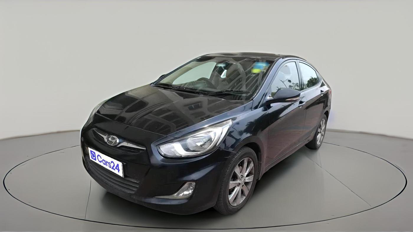 2013 Hyundai Verna FLUIDIC 1.6 VTVT SX, Petrol, Manual, 1,40,358 km, exterior