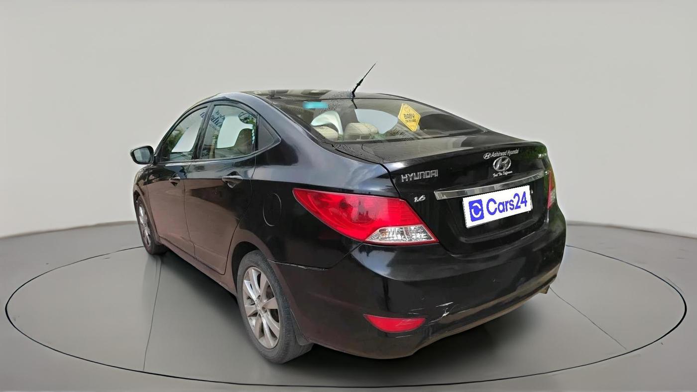2013 Hyundai Verna FLUIDIC 1.6 VTVT SX, Petrol, Manual, 1,40,358 km, exterior