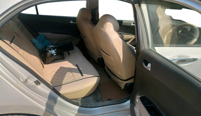 2017 Hyundai Xcent S 1.2, CNG, Manual, 1,34,428 km, interior