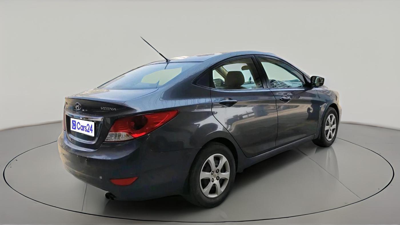 2012 Hyundai Verna FLUIDIC 1.6 VTVT EX, Petrol, Manual, 2,03,125 km, exterior