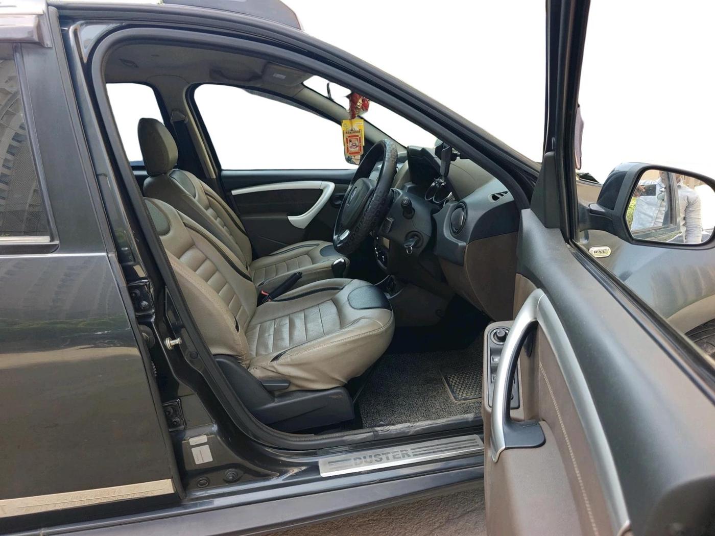 2016 Renault Duster 110 PS RXL 4X2 AMT, Diesel, Automatic, 1,41,994 km, interior