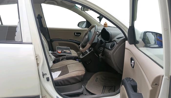 2012 Hyundai i10 MAGNA 1.2, Petrol, Manual, 75,362 km, interior