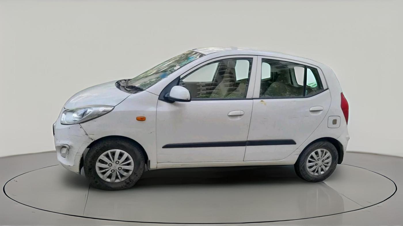 2014 Hyundai i10 SPORTZ 1.1, Petrol, Manual, 99,885 km, exterior