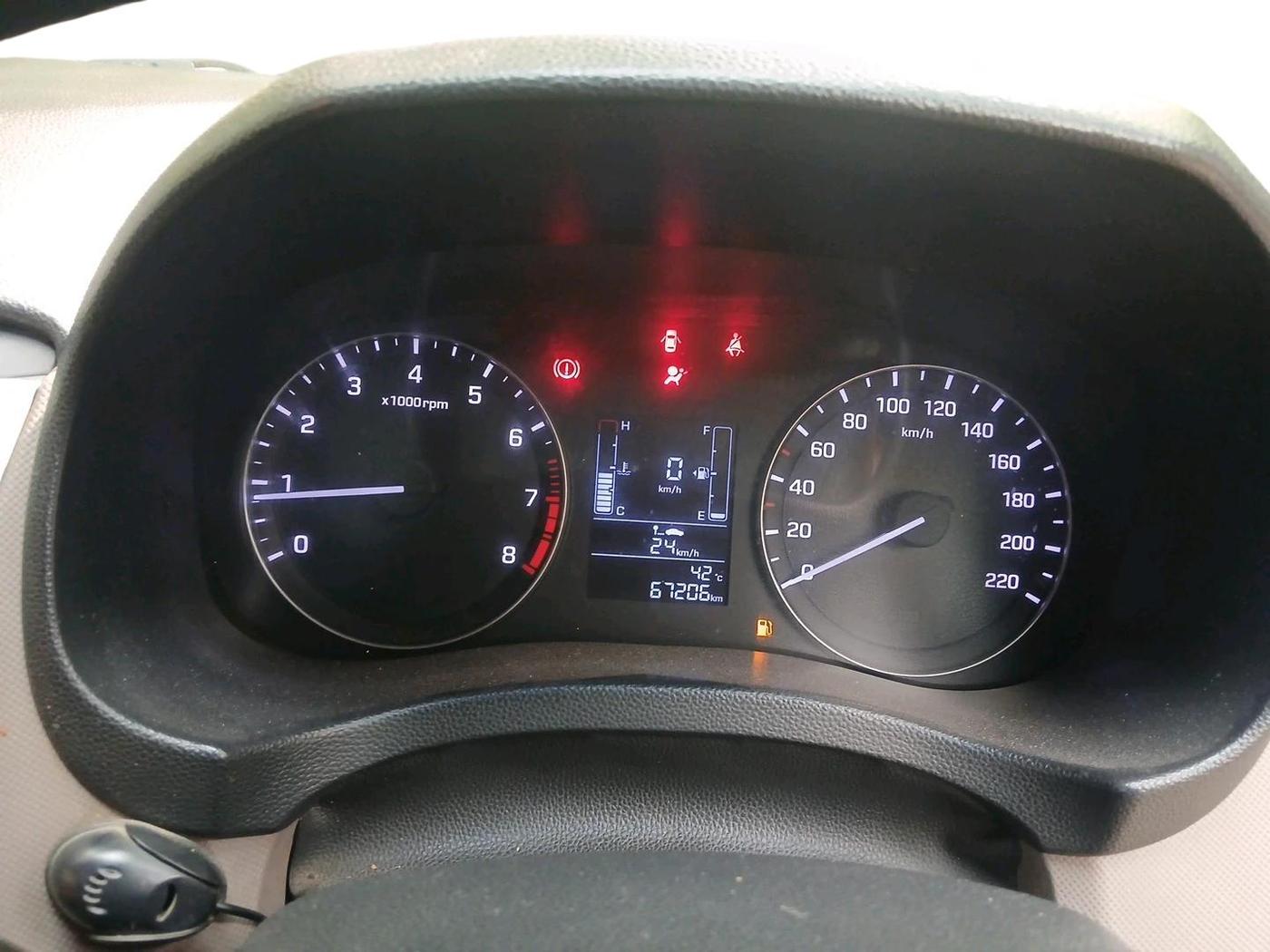 2017 Hyundai Creta E 1.6 PETROL, Petrol, Manual, 67,206 km, interior