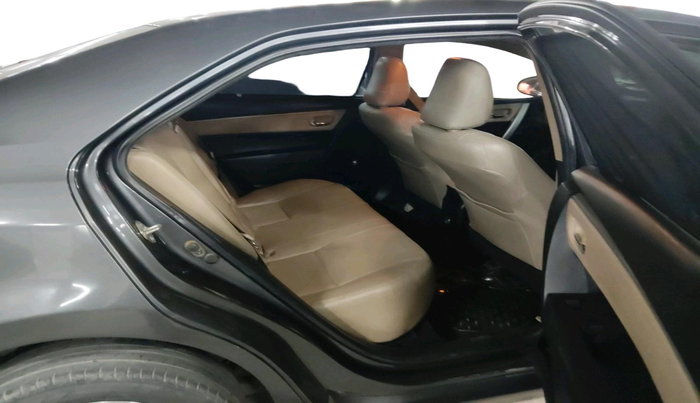 2016 Toyota Corolla Altis VL CVT PETROL, Petrol, Automatic, 1,72,173 km, interior