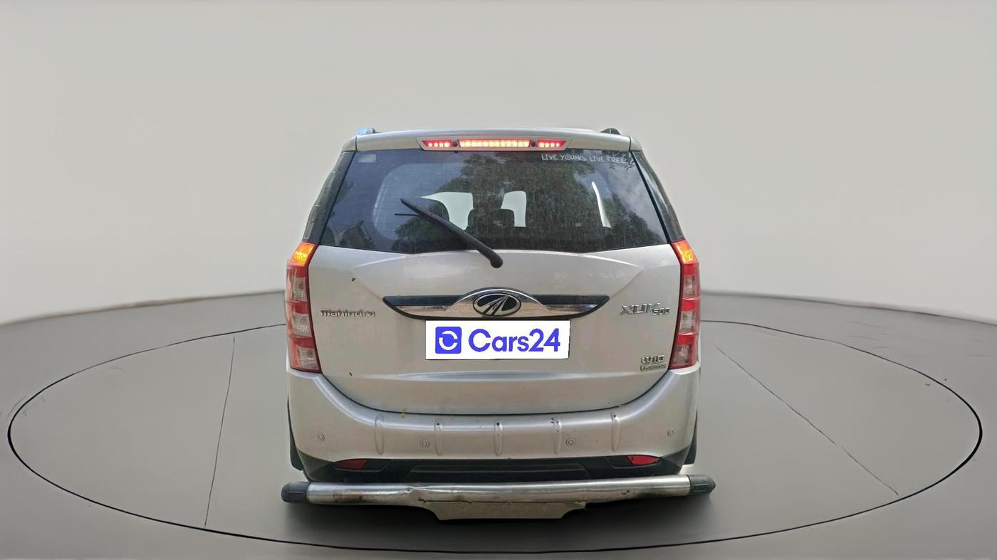 2017 Mahindra XUV500 W10 AT, Diesel, Automatic, 1,67,096 km, exterior
