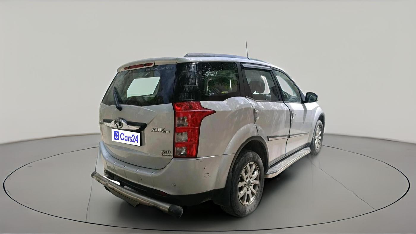 2017 Mahindra XUV500 W10 AT, Diesel, Automatic, 1,67,096 km, exterior