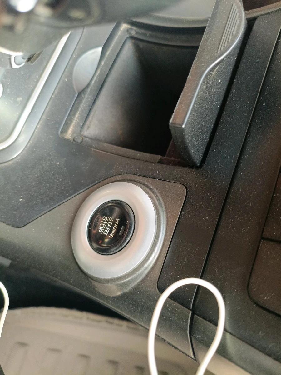 2017 Mahindra XUV500 W10 AT, Diesel, Automatic, 1,67,096 km, interior