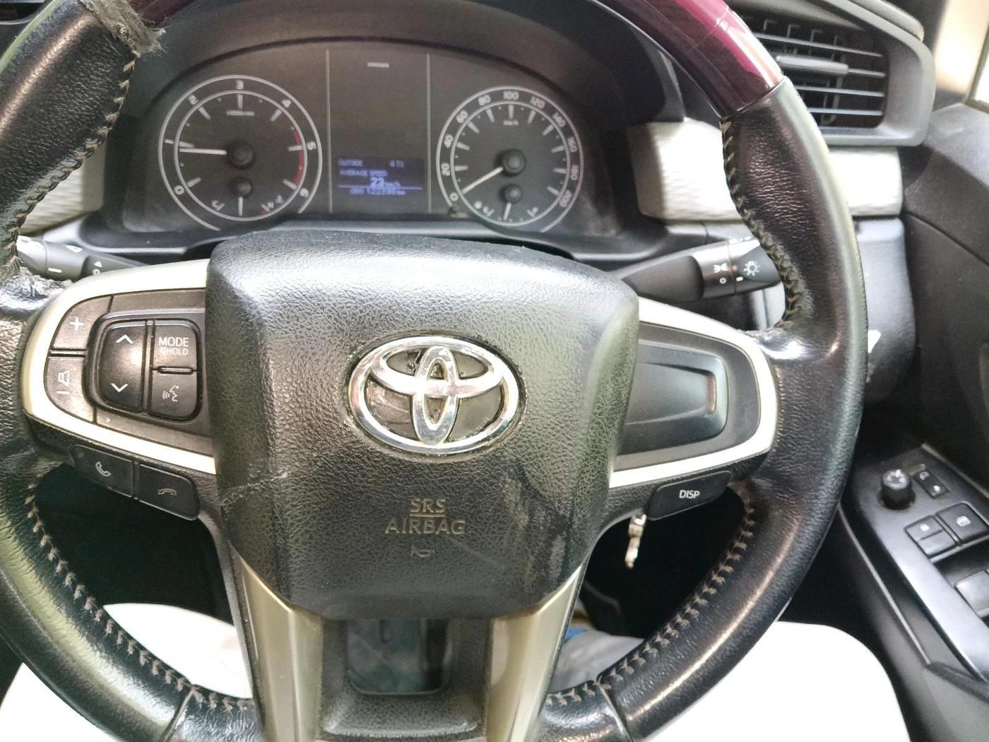 2020 Toyota Innova Crysta 2.4 GX 7 STR, Diesel, Manual, 1,23,736 km, interior