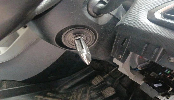 2022 Tata Tiago XT PETROL, Petrol, Manual, 27,241 km, interior