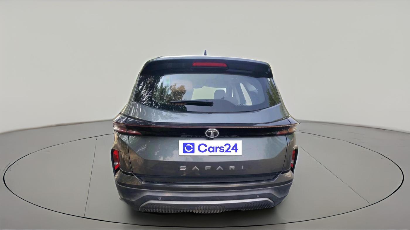 2024 Tata Safari ADVENTURE PLUS, Diesel, Manual, 19,210 km, exterior
