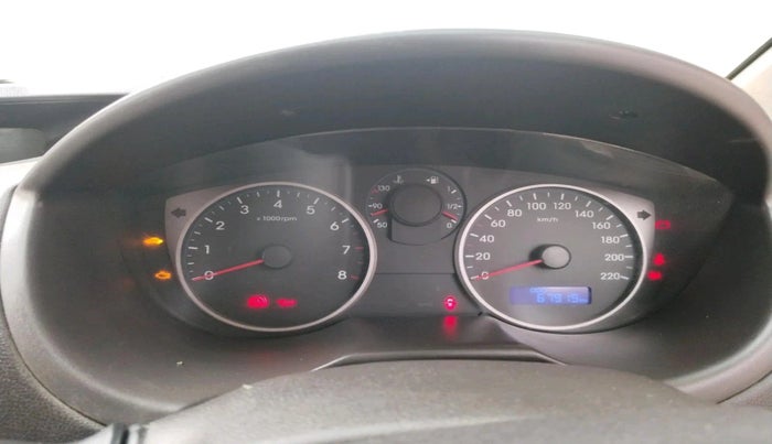 2013 Hyundai i20 MAGNA 1.2, Petrol, Manual, 67,919 km, interior