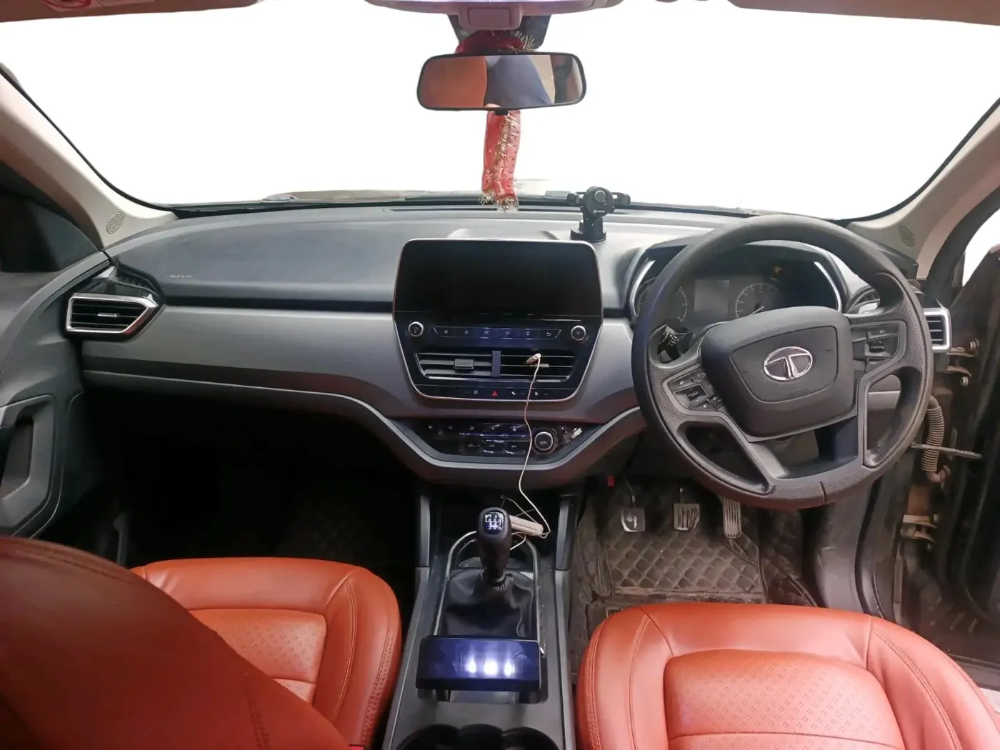 2021 Tata Harrier XT PLUS CAMO, Diesel, Manual, 90,210 km, interior