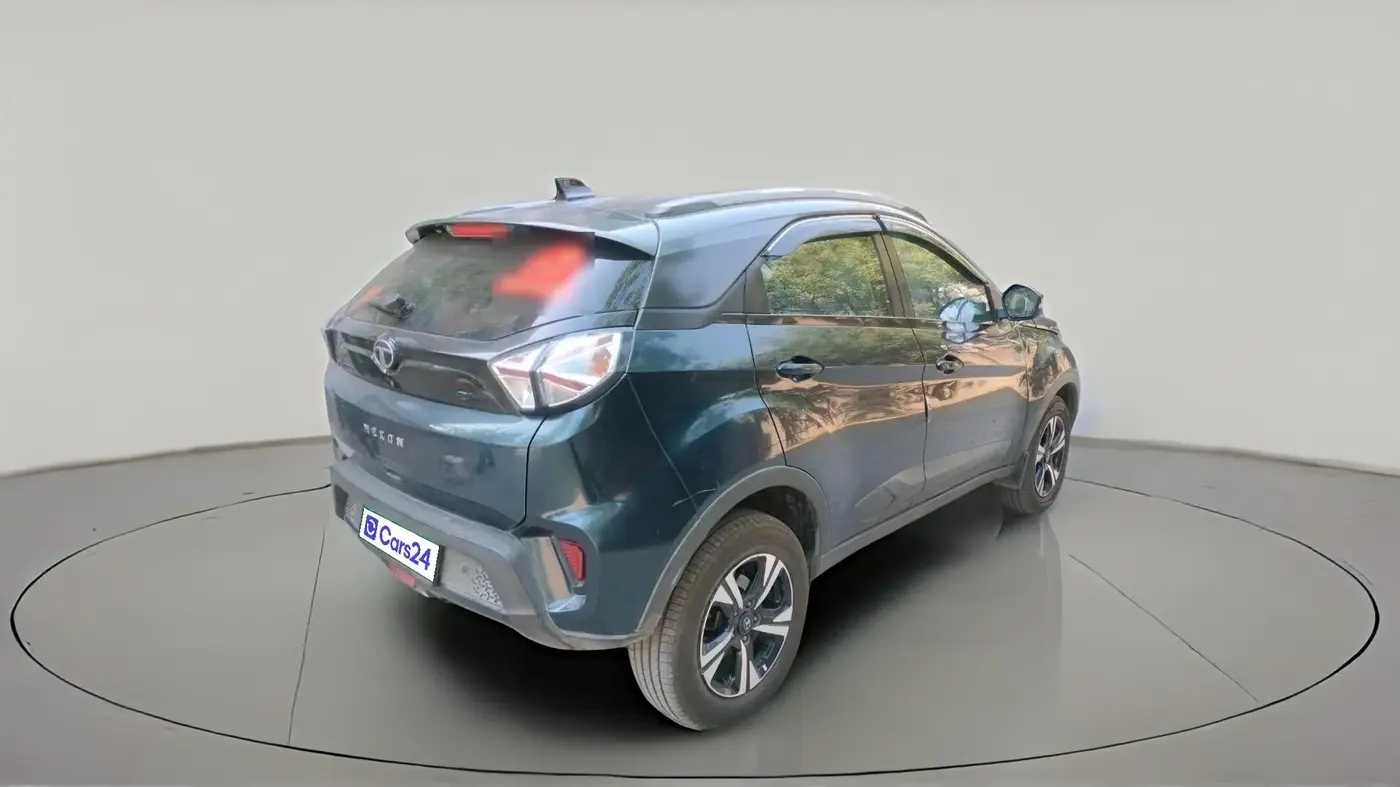 2022 Tata NEXON EV XZ PLUS LUX, Electric, Automatic, 88,258 km, exterior