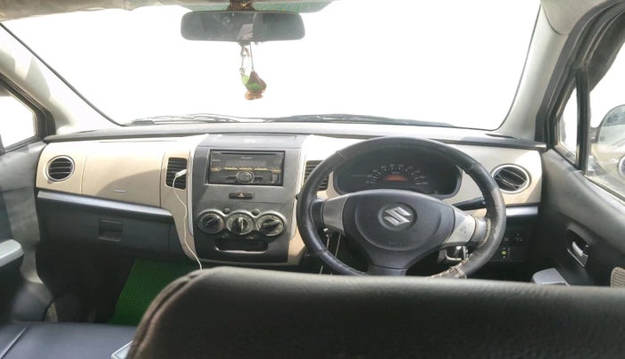 2017 Maruti Wagon R 1.0 LXI CNG, CNG, Manual, 1,80,875 km, interior