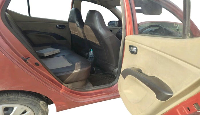 2011 Hyundai i10 MAGNA 1.2, Petrol, Manual, 2,22,679 km, interior