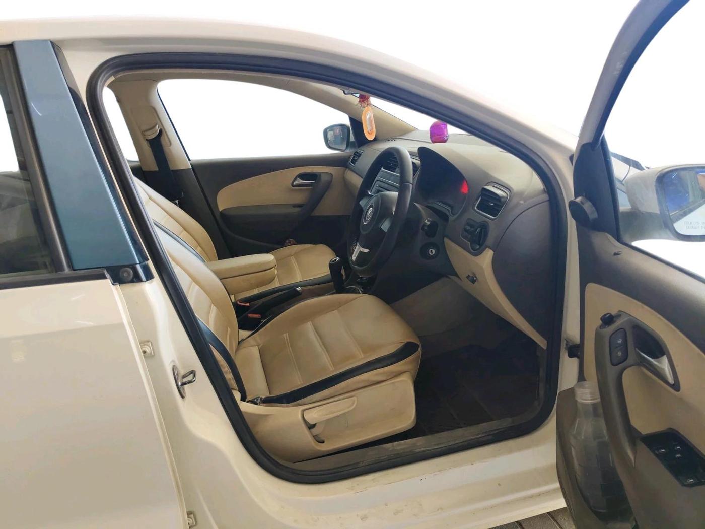 2011 Volkswagen Vento Comfortline 1.2 Petrol, CNG, Manual, 92,111 km, interior
