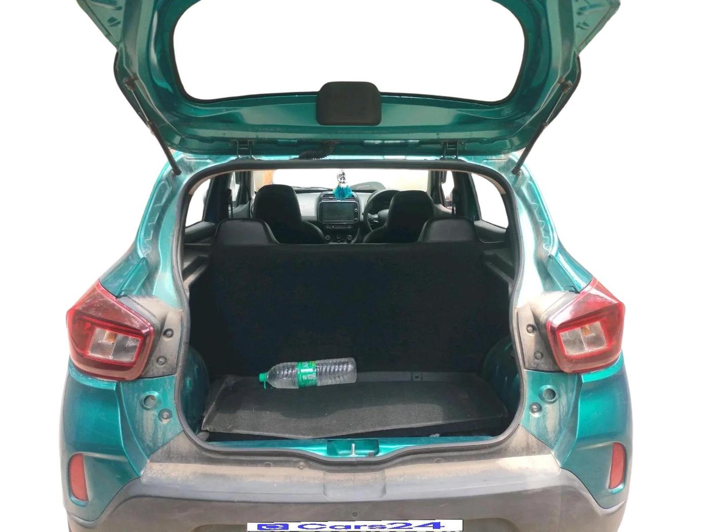 2024 Renault Kwid RXT 1.0, Petrol, Manual, 50,238 km, exterior