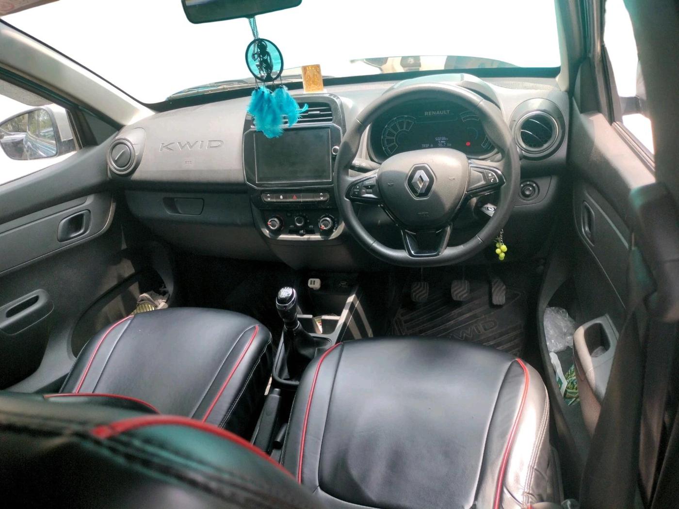 2024 Renault Kwid RXT 1.0, Petrol, Manual, 50,238 km, interior
