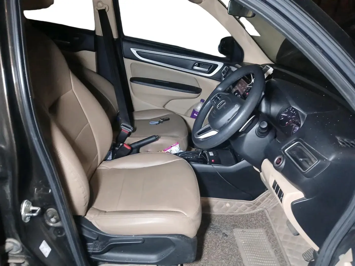 2023 Honda Amaze 1.2L I-VTEC VX CVT, Petrol, Automatic, 21,300 km, interior