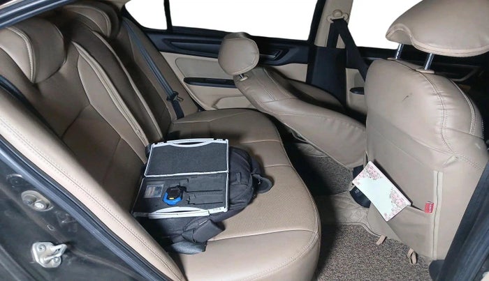 2023 Honda Amaze 1.2L I-VTEC VX CVT, Petrol, Automatic, 19,364 km, interior