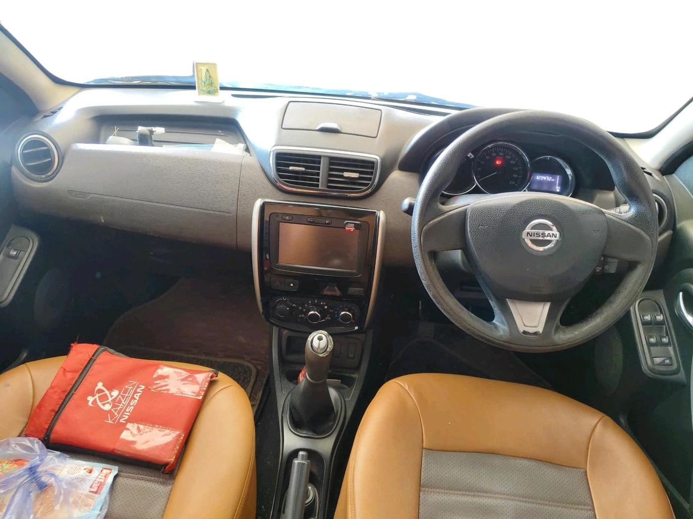 2017 Nissan Terrano XL D PLUS, Diesel, Manual, 1,29,472 km, interior