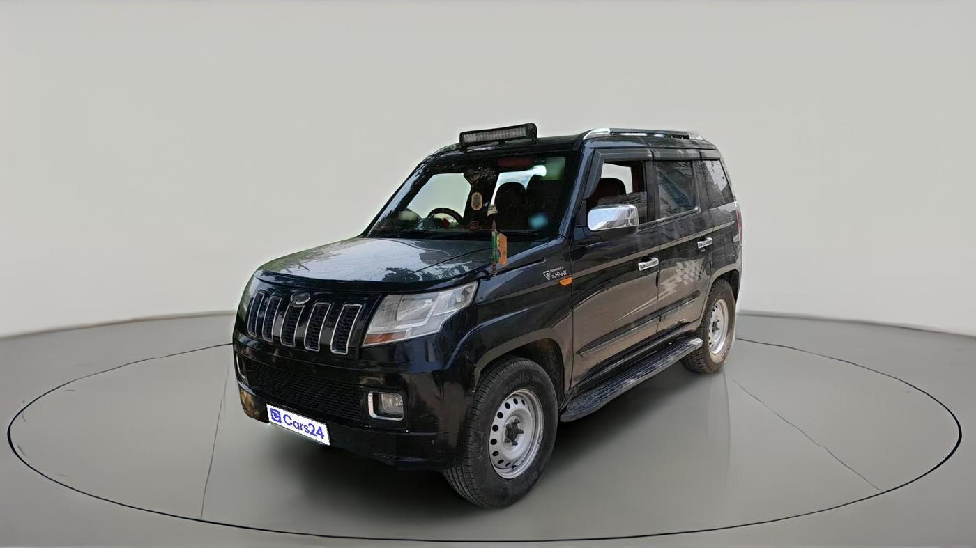 2017 Mahindra TUV300 T8, Diesel, Manual, 10,645 km, exterior