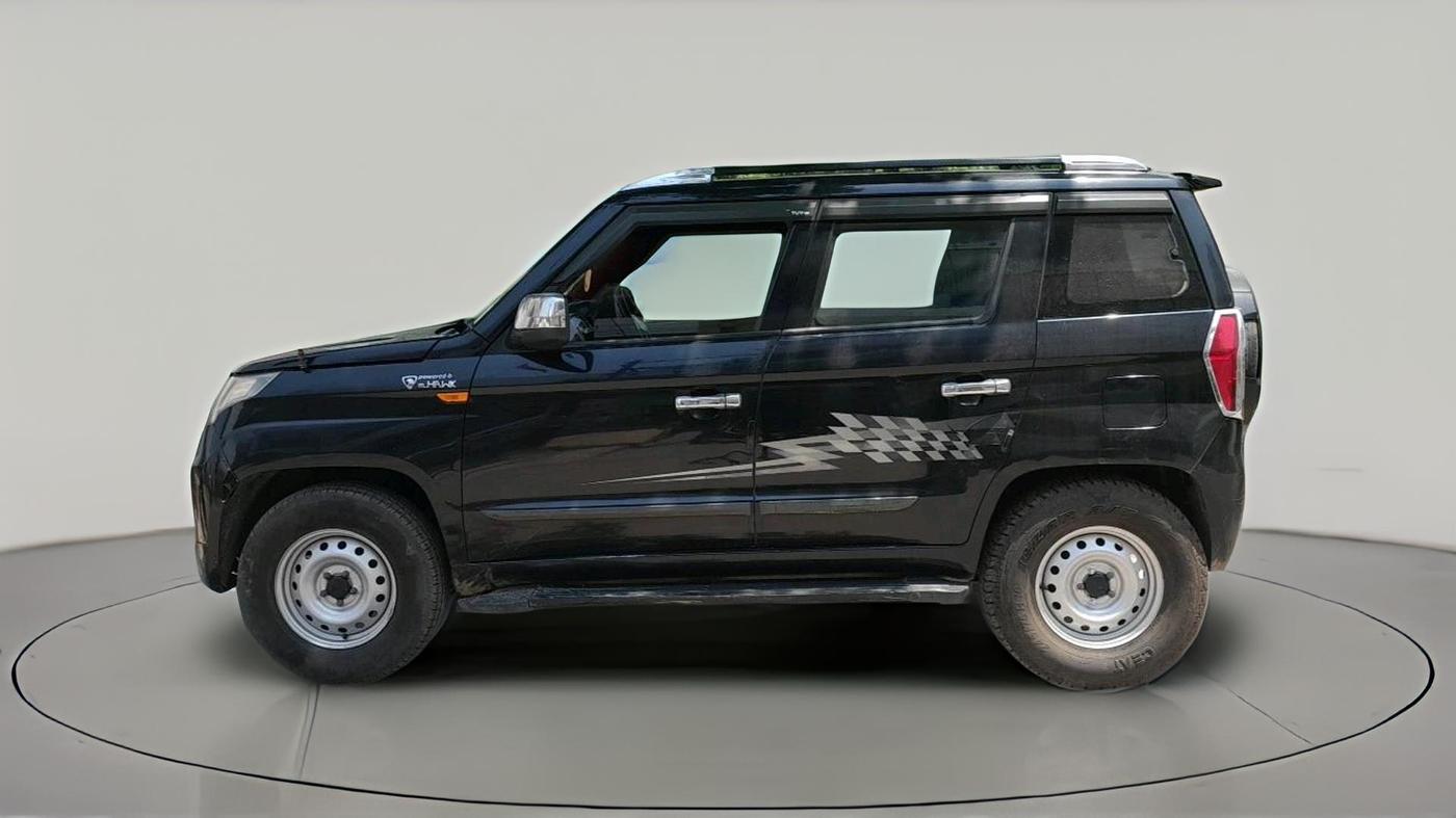 2017 Mahindra TUV300 T8, Diesel, Manual, 10,645 km, exterior