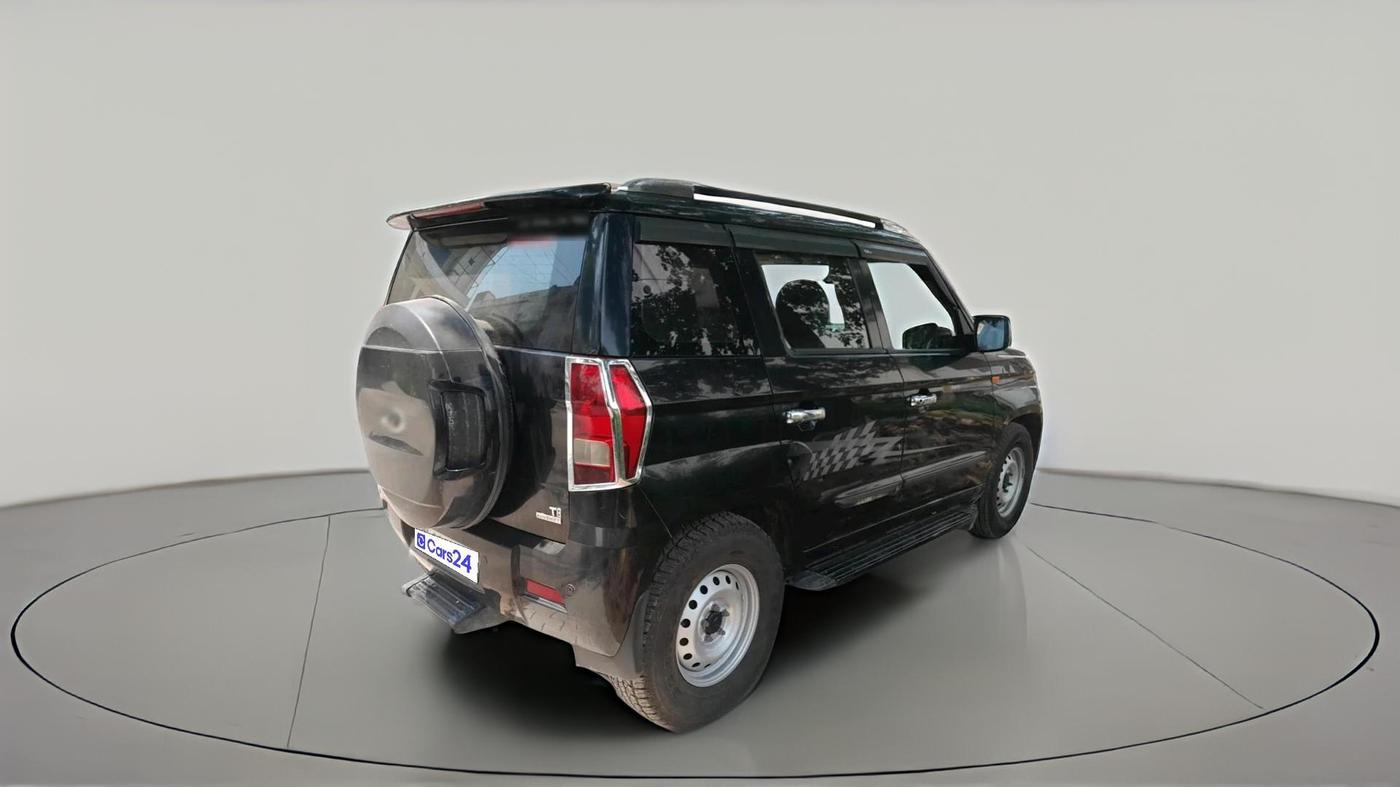 2017 Mahindra TUV300 T8, Diesel, Manual, 10,645 km, exterior