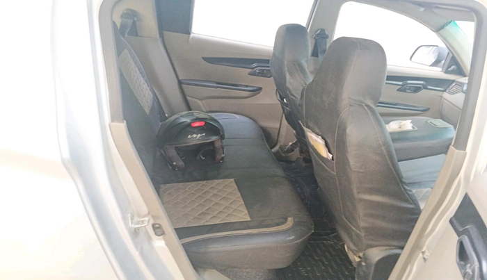 2017 Mahindra Kuv100 K4 D 6 STR, Diesel, Manual, 1,31,880 km, interior
