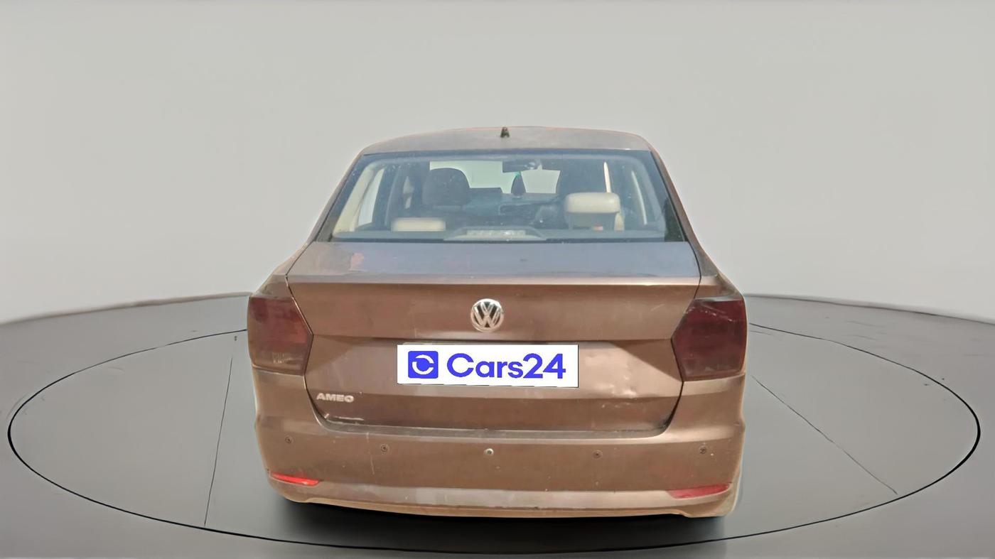 2016 Volkswagen Ameo COMFORTLINE 1.2L, CNG, Manual, 1,14,236 km, exterior