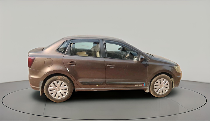 2016 Volkswagen Ameo COMFORTLINE 1.2L, CNG, Manual, 1,14,236 km, exterior