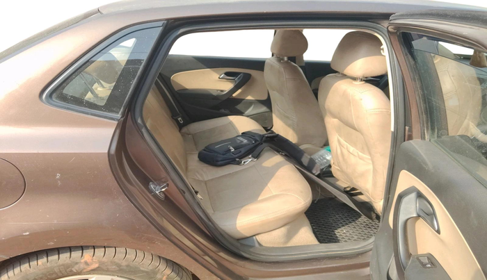 2016 Volkswagen Ameo COMFORTLINE 1.2L, CNG, Manual, 1,14,236 km, interior