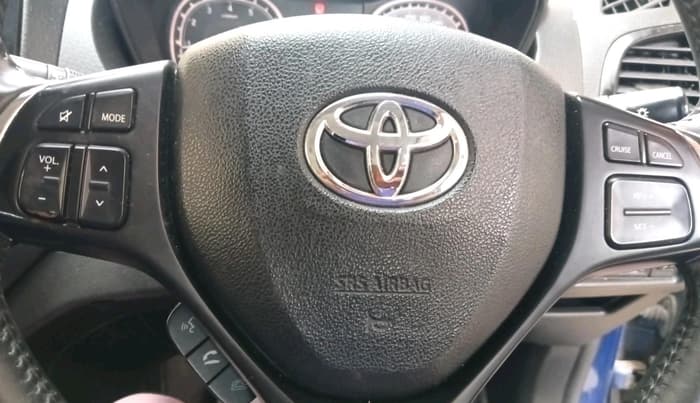 2021 Toyota URBAN CRUISER PREMIUM GRADE MT DUAL TONE, Petrol, Manual, 61,484 km, interior
