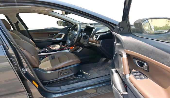 2020 Tata Harrier XZ PLUS 2.0L, Diesel, Manual, 41,170 km, interior