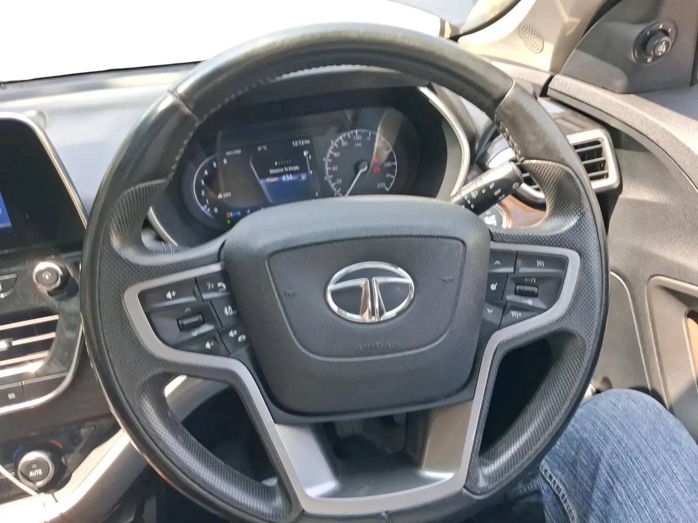 2020 Tata Harrier XZ PLUS 2.0L, Diesel, Manual, 41,170 km, interior