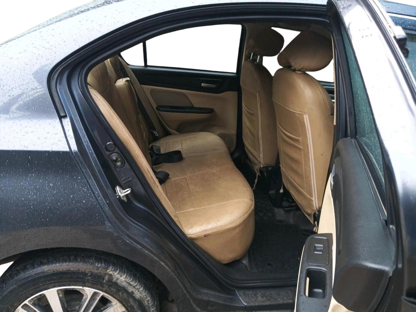 2022 Honda Amaze 1.2L I-VTEC VX CVT, Petrol, Automatic, 57,544 km, interior