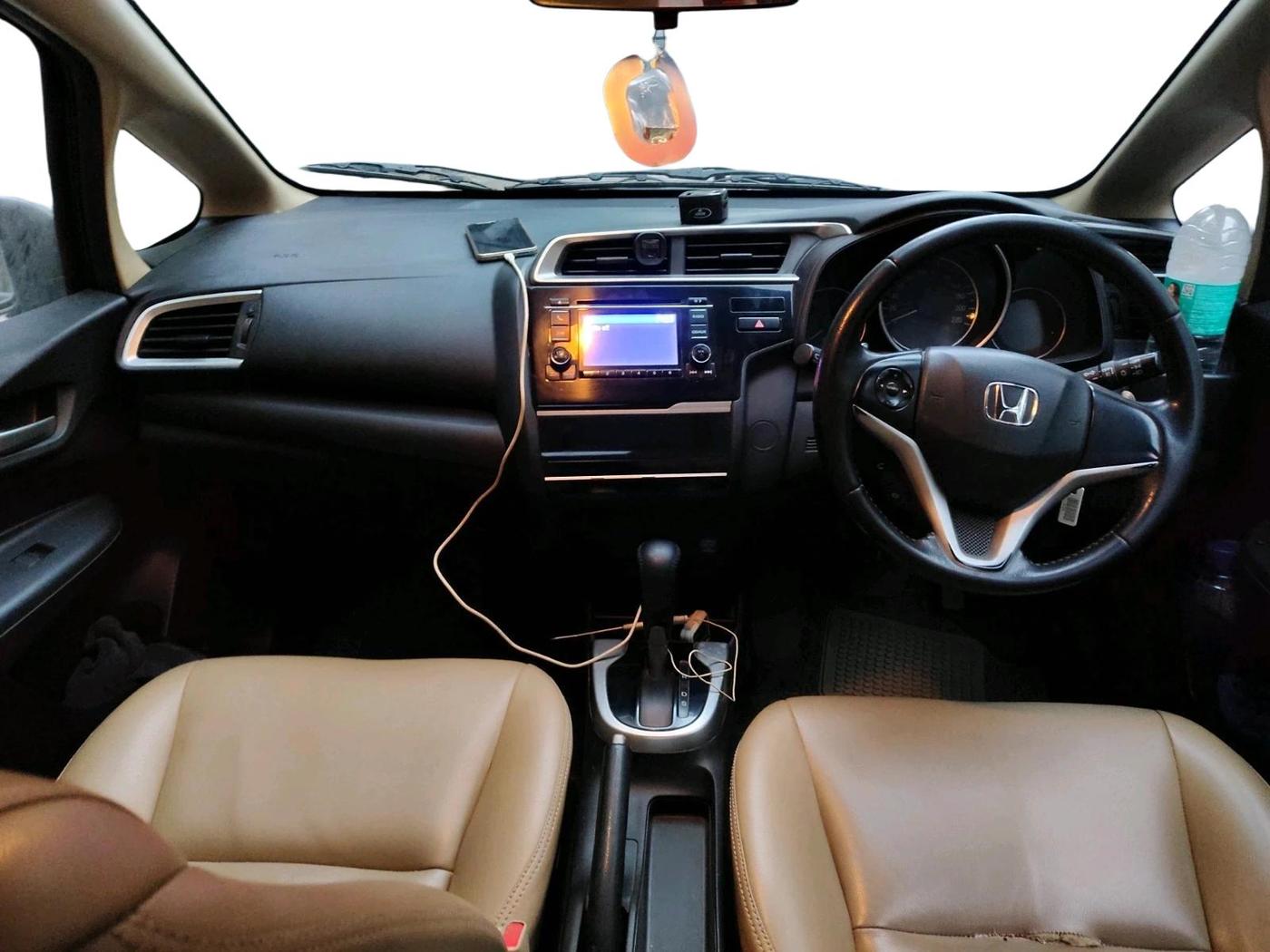 2018 Honda Jazz 1.2L I-VTEC V AT, Petrol, Automatic, 1,51,951 km, interior
