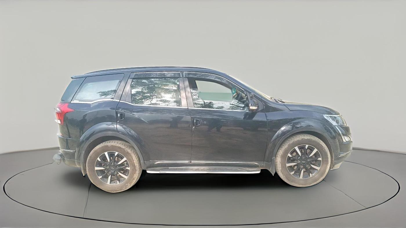 2018 Mahindra XUV500 W11 AT, Diesel, Automatic, 60,602 km, exterior